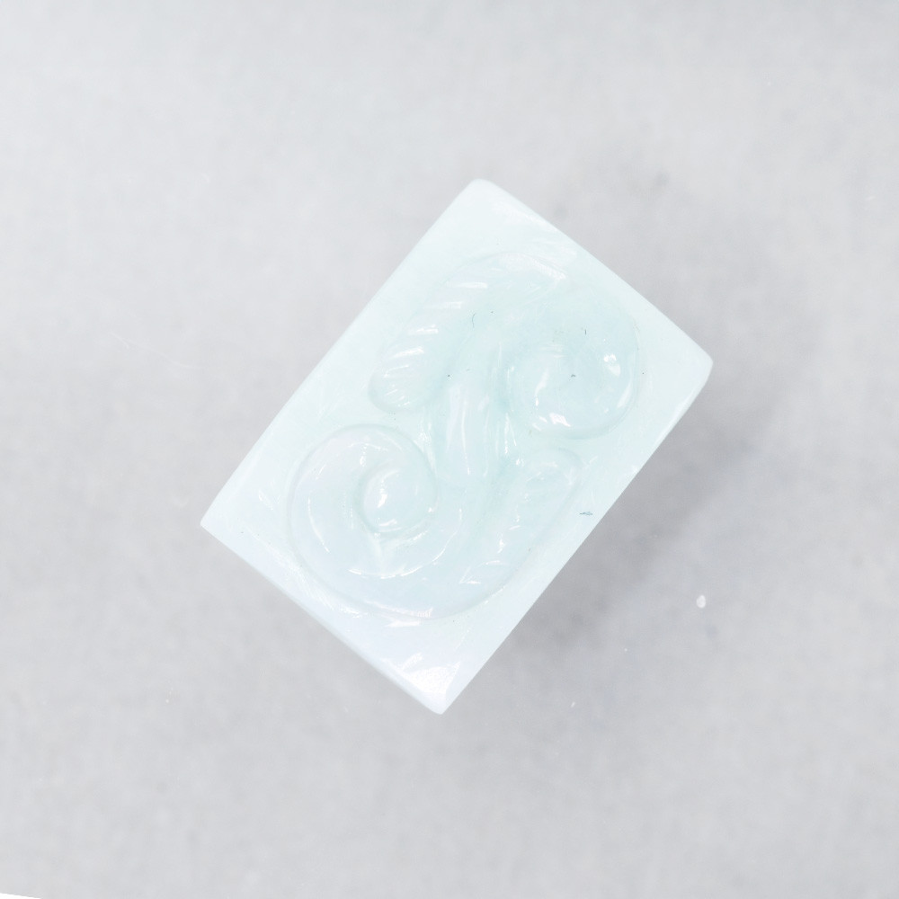 アマゾナイト カービング ルース SAK149-28BS