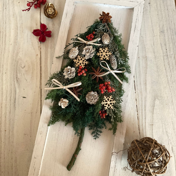 木製フレーム・ツリー壁掛け・プリザーブドフラワーでリアルな植物を感じて