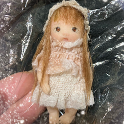☺︎︎ ハンドメイド  約8センチの女の子 ooak doll ✽.。. ハンドメイド 約8センチの女の子 ooak doll✽.。.:* その他人形 momo