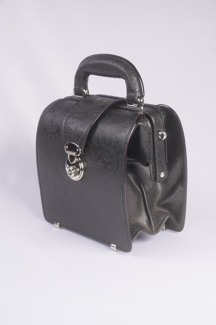 ペイズリーミニダレスバッグ(20cm) [黒色] [シルバー金具]2way ショルダーベルト