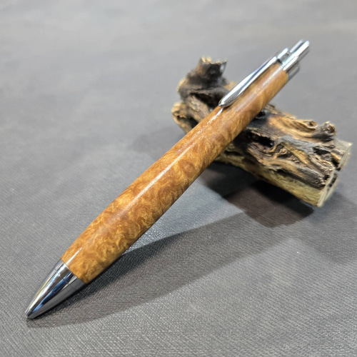 ユーカリブラウンマリーゴールドフィールドバール ウッドボールペン