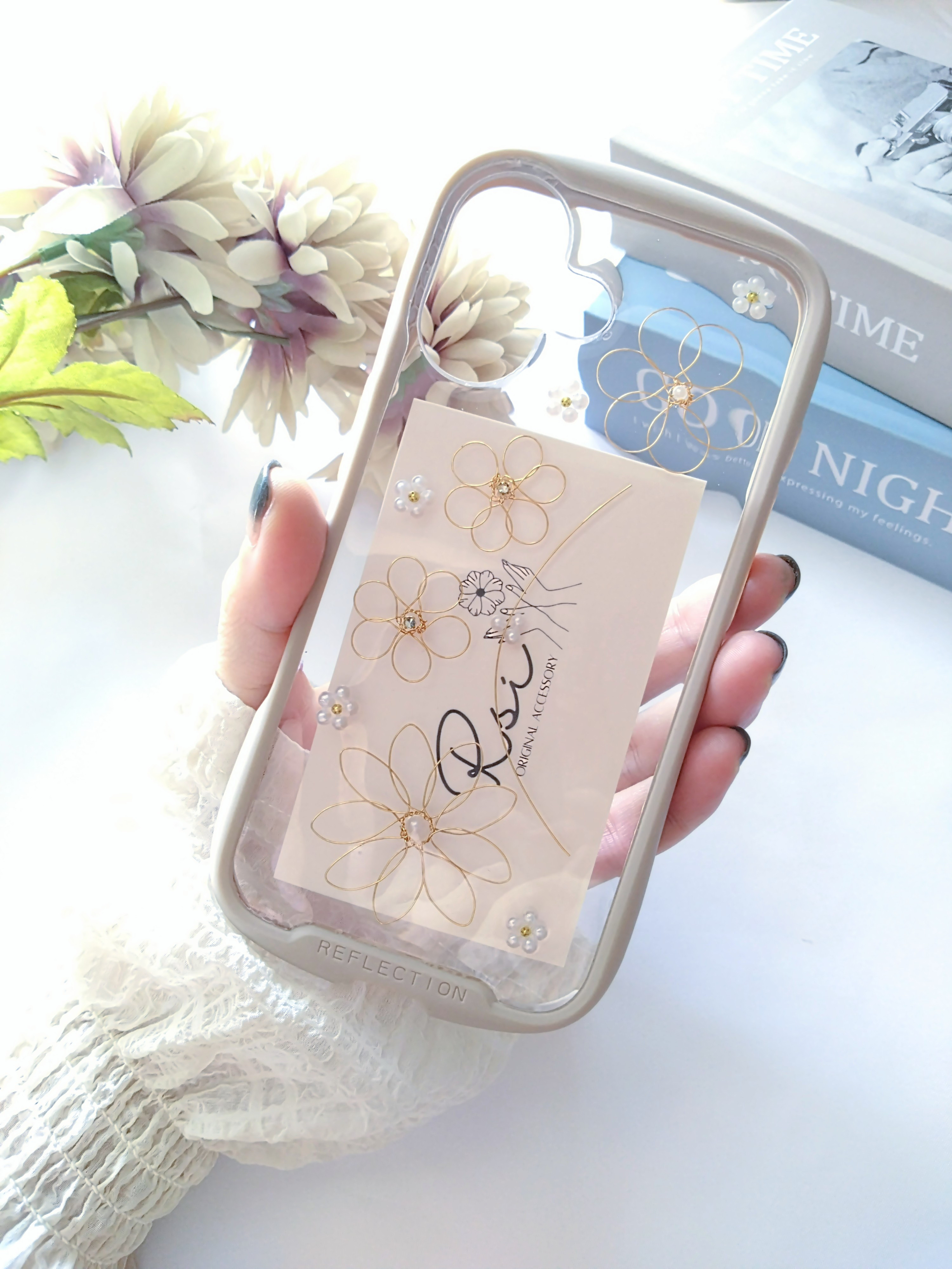 iPhoneケース　ワイヤーフラワー スマホケース