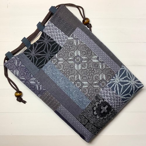 半額！O'DEM オデム合切袋 9inch 巾着　レショップ購入　ブラック　巾着 合切袋・信玄袋（巾着袋）／大島紬調(紺系) 巾着袋 かりんかりん