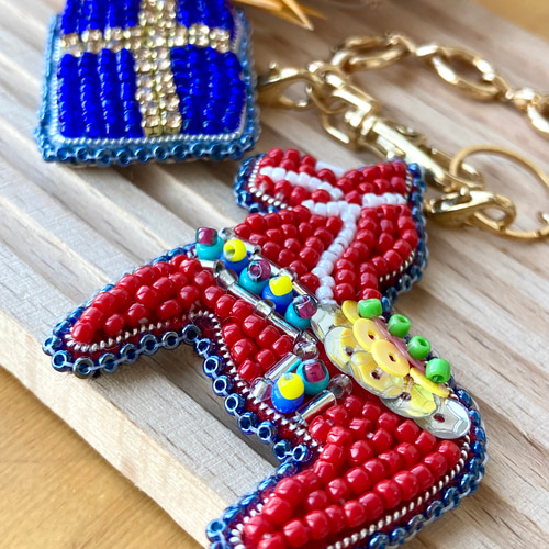 ダーラナホースのビーズ刺繍バッグチャーム その他アクセサリー 粒屋