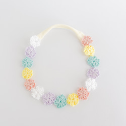 babyを彩る花かんむり【カラフル】カチューシャ 新生児 赤ちゃん ベビーヘアバンド 髪飾り 初節句 ひな祭り 4枚目の画像
