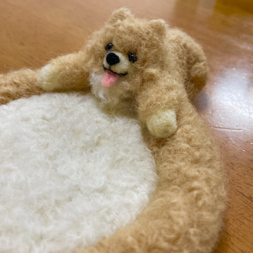 ふんわり羊毛フェルト あったかポメラニアンの小物入れ ふんわり羊毛フェルト あったかポメラニアンの小物入れ