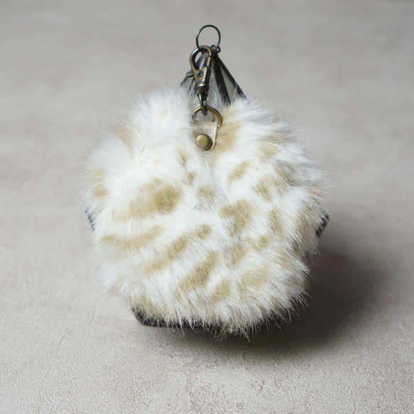 肉球のバッグチャーム 4枚目の画像