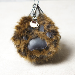 肉球のバッグチャーム 2枚目の画像