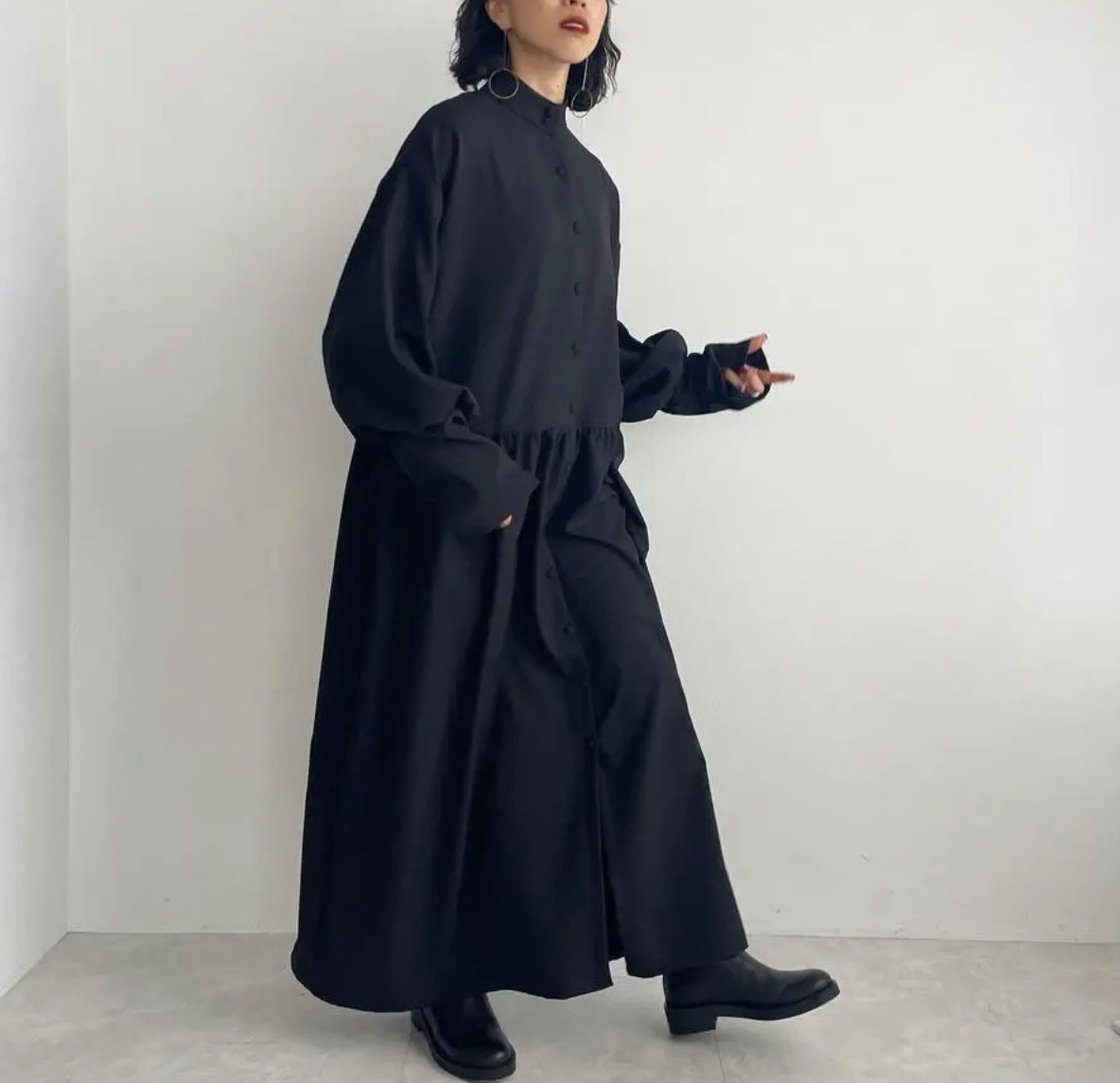 レイヤードスリーブマキシドレス