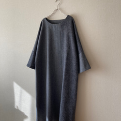 バイカラーのロングワンピース　グレー　即納 3枚目の画像