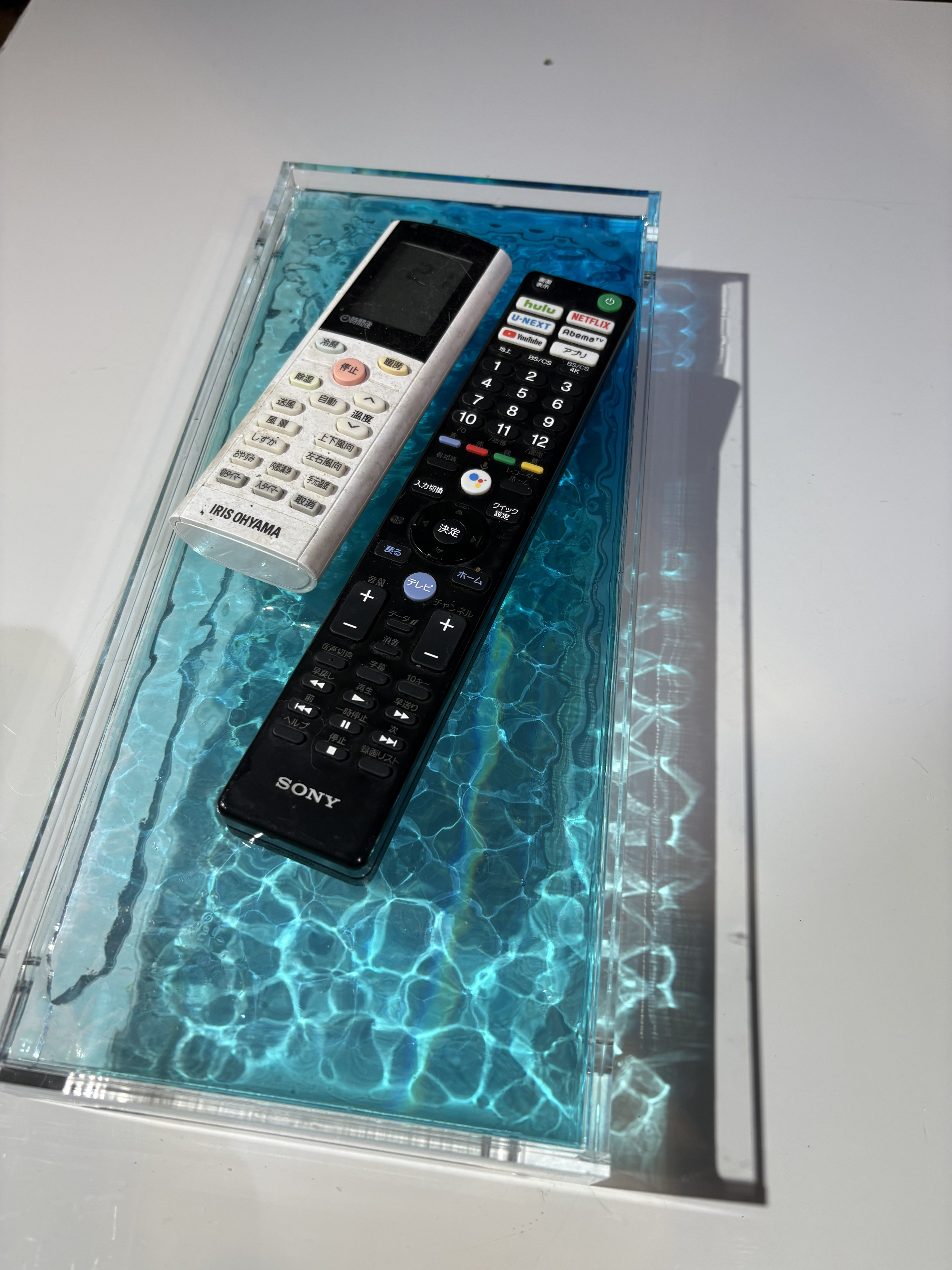 新作　波紋トレイ　Lサイズ小物置き　リモコン　時計　眼鏡置きシンプル　青い水面と水紋