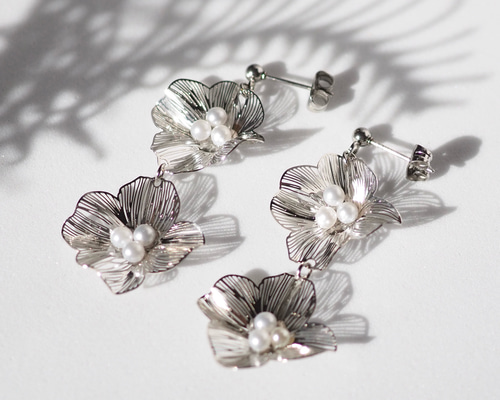 シルバーフラワーピアス/イヤリング 金属アレルギー対応