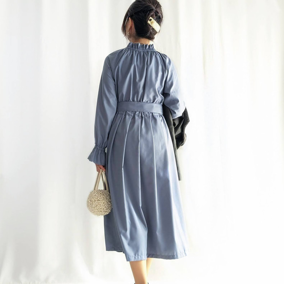 選べるサイズと丈、簡単お手入れ　細見えフォーマルワンピース（青藤色）卒園・卒業・入園・入学・披露宴 15枚目の画像