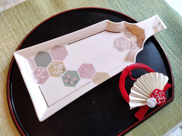 六角紋様の優しい和食器【羽子板版プレート】 中皿 ブルーメンハウス