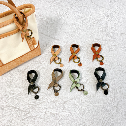 未使用 かごバッグ カデナ キーチャーム付 ライトブラウン バッグ型バッグチャーム | 雑貨・小物,ファッション雑貨,バッグ