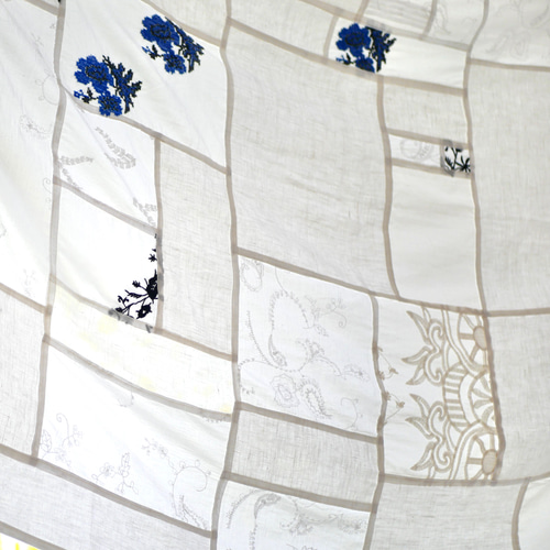 永遠の布 青い刺繍 大判ポジャギ 105×185cm カーテン MMM MADE 通販