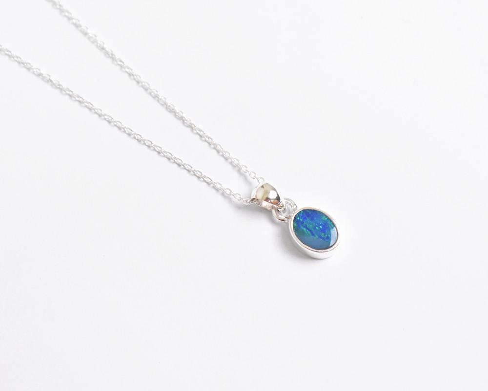 オパールのシルバーネックレス　Silver925　シルバー925　Type A　1点物