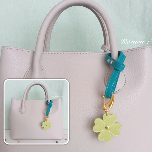 Tiffany & Co. BLUE NANO BAG ターコイズ キーホルダー Tiffany & Co. Blue Leather Nano Bag | Yoogi's Closet