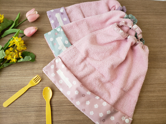 食べこぼしキャッチ！》 ポケット付き おりこうエプロン タオル