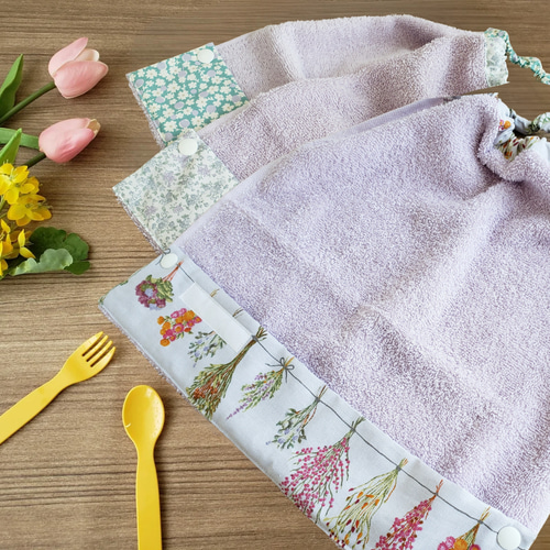 食べこぼしキャッチ！》 ポケット付き おりこうエプロン タオル