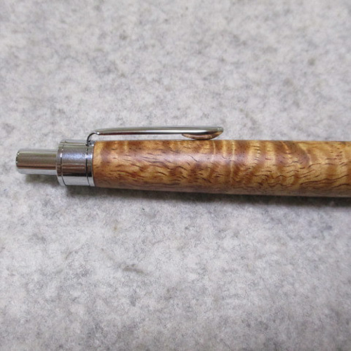 ハワイアンコア カーリー杢 オイル仕上げ 木軸ボールペン(シャープ