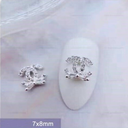 シャネルネイルパーツ デコパーツ ティアラ 通販 18673006｜Creema