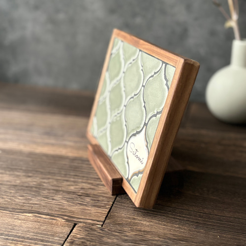 アンティークコラベルタイルトレー くすみグリーン 名前刻印タイル入り