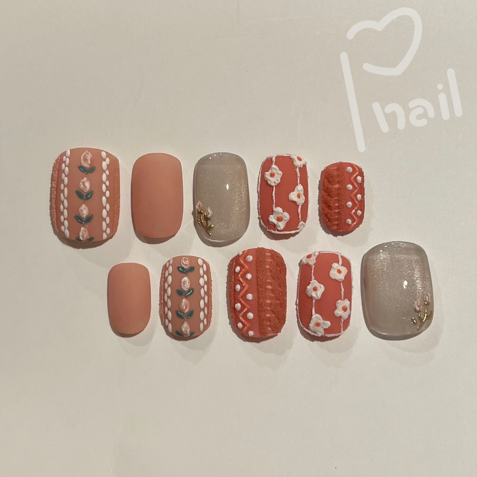 本物みたいな小花柄のニットネイル　マグネット　立体アート　人気デザイン