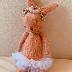 ハンドメイド テディラビット オッドアイ アナスタシアさん