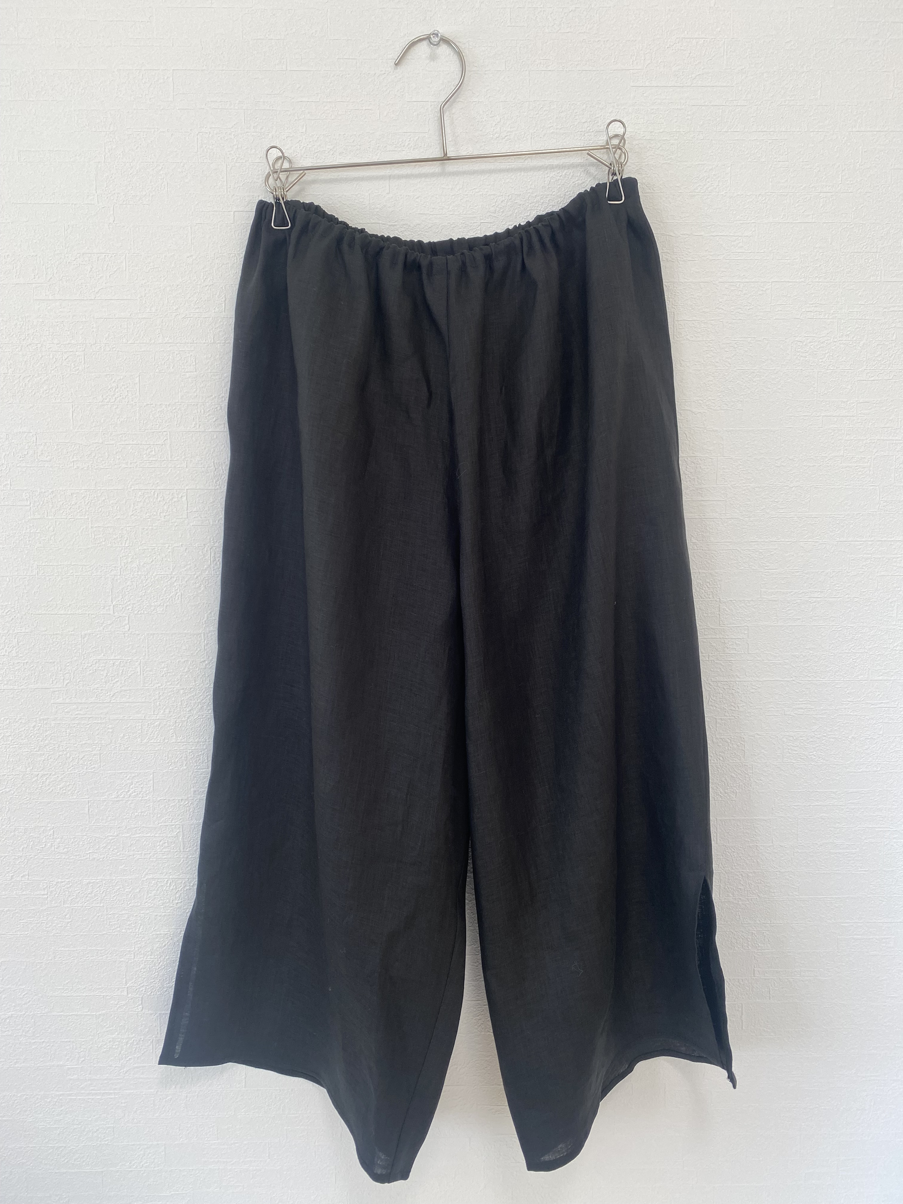 リネン１００％のハーフ丈ペチパンツ ペチコート【ブラック】