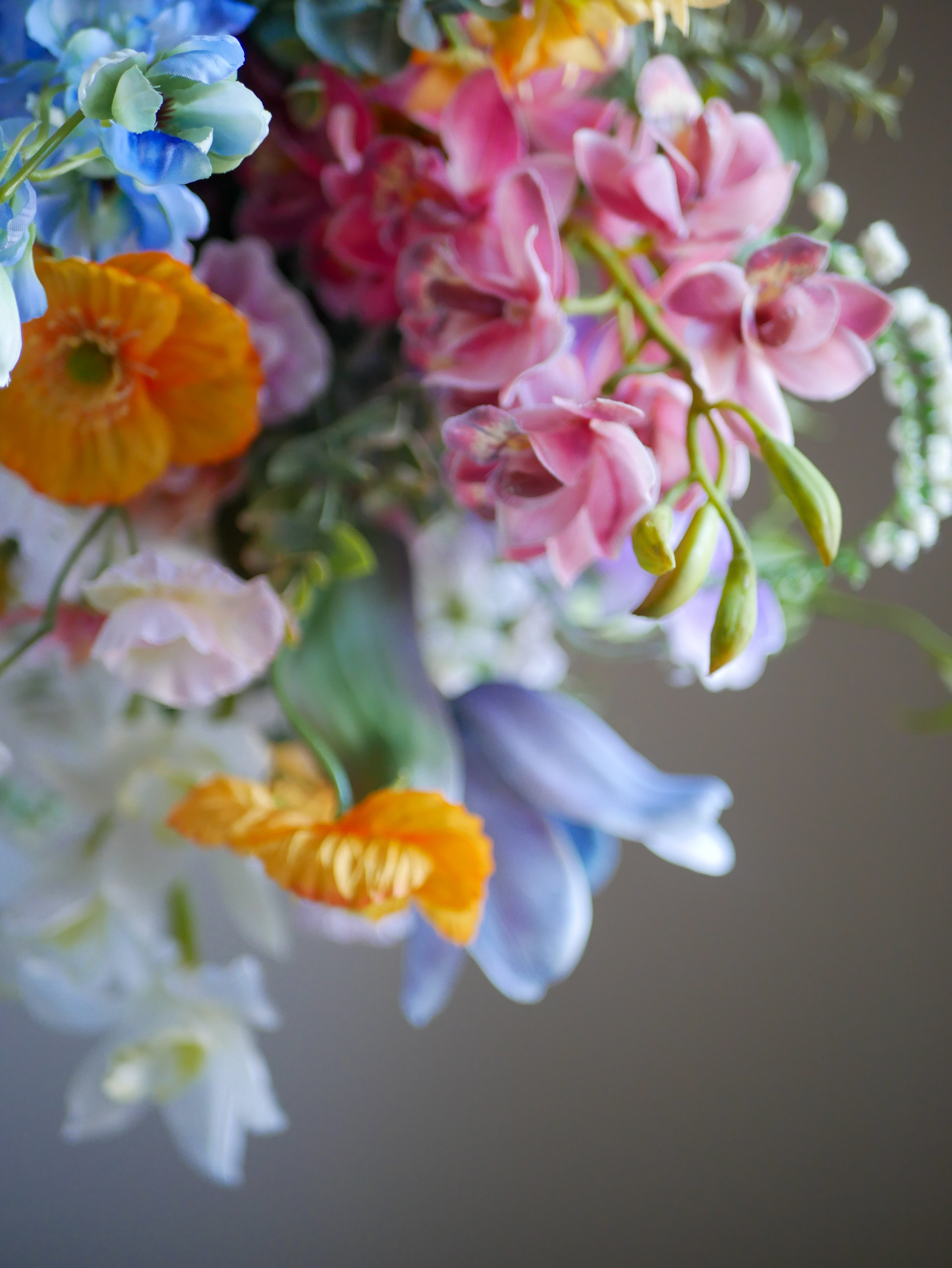 ウェディングブーケ　韓国ブーケ　カラフルブーケ　前撮り　造花ブーケ　アーティフィシャルフラワー