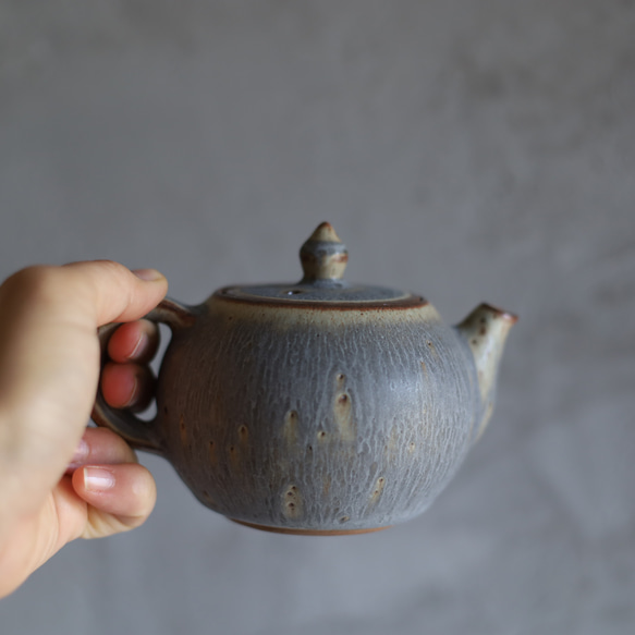 鉄粉のある　急須　アンティークグリーンブルーグレー　陶器 1枚目の画像