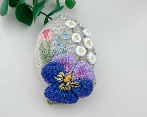 ハンドメイド刺繍ブローチ(パンジー) ブローチ sandy83 通販 18677201