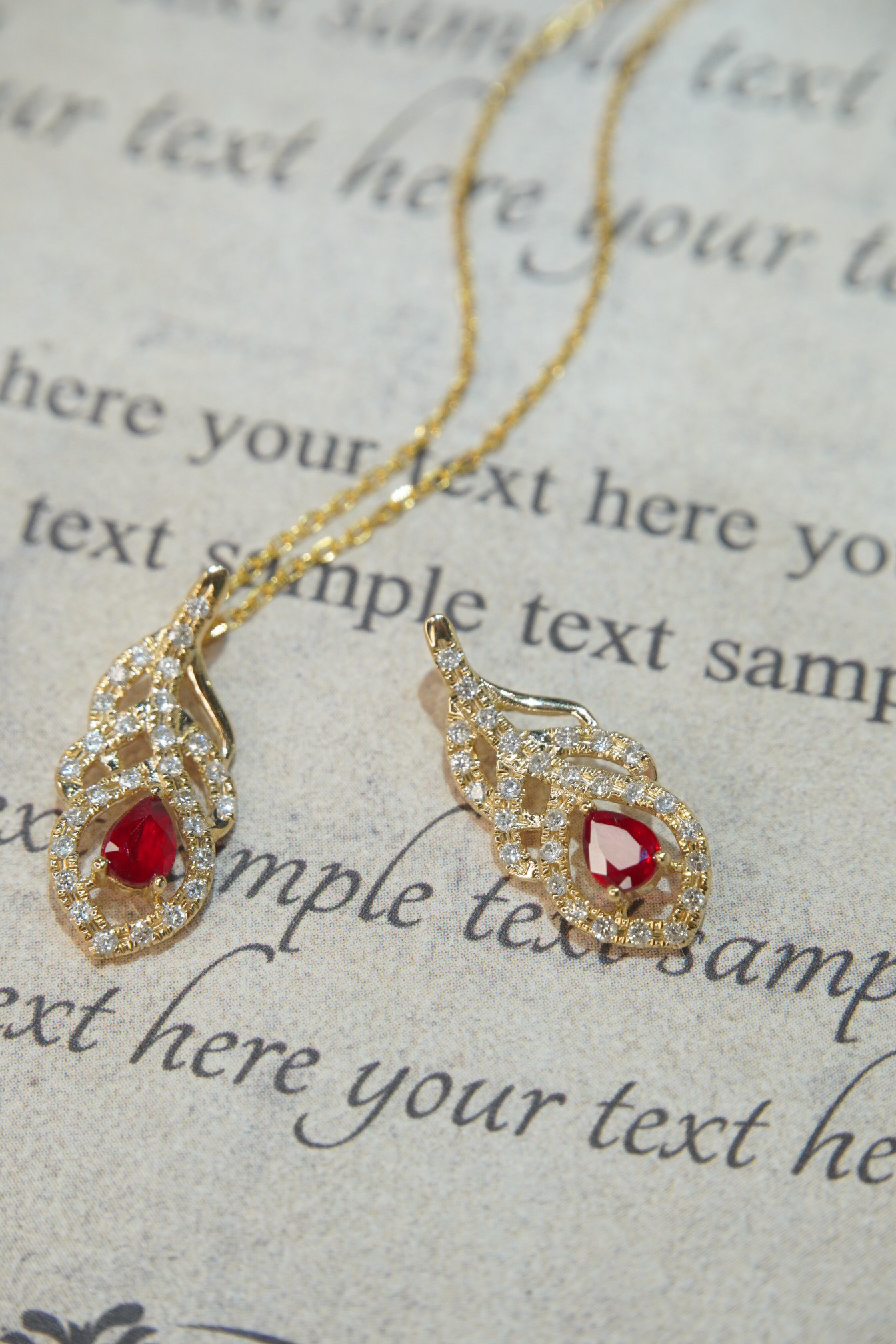 天然ダイヤモンド付きルビーペンダントk18