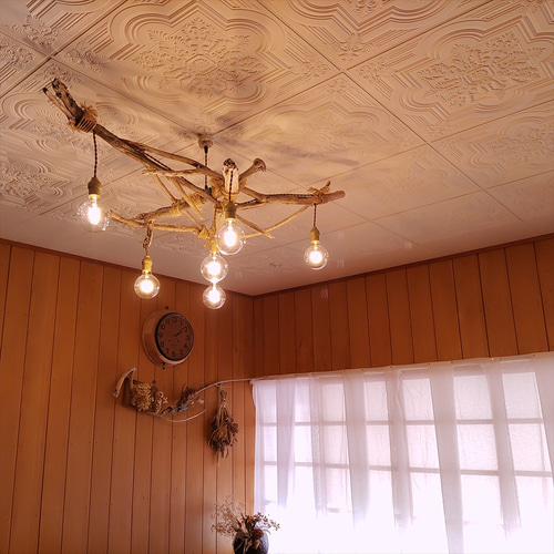 絡んだ流木のペンダントライト 6灯 明るい照明 12畳用 リビングライト