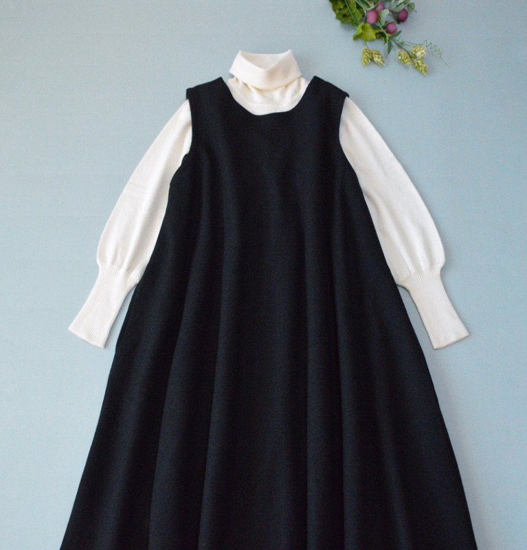 総裏付きウール混両脇ポケット付きシンプルなノースリーブワンピース♪