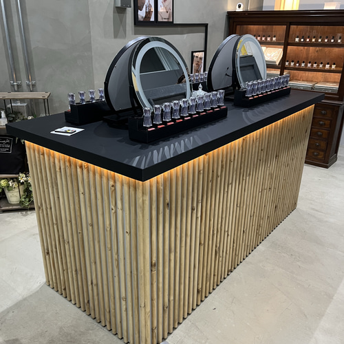 受付カウンター ディスプレイラック カウンター 内装 収納テーブル