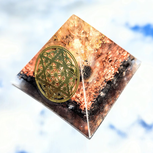 運気改善・願望実現の強い味方〈霊符入りオルゴナイト〉世界でただ