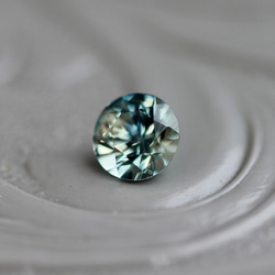 モンタナサファイア 0.25ct 3.7mm アメリカ・モンタナ州産  朝顔【MJ2426】 4枚目の画像