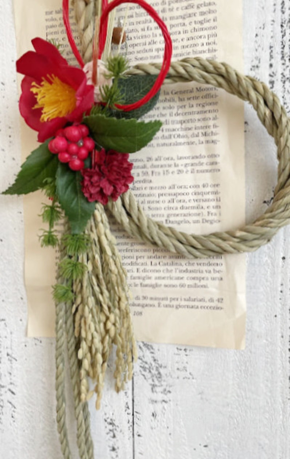 送料無料【お正月２０２５】お正月飾り　「椿の豊作しめ縄飾り」 3枚目の画像