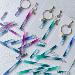 夜空のカケラ 【アクリルピアス・イヤリング】 ピアス（スタッド・一粒