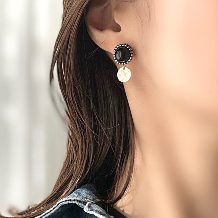 マルモページ 14Kgf❩ 大人シック✧ブラックオニキスのピアスチャーム マルモページ 14Kgf❩ 大人シック✧ブラックオニキスのピアスチャーム