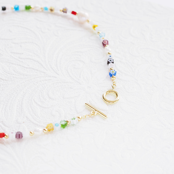 ミルフィオリ ガラスビーズモチーフと淡水パールのマンテルネックレス〈ゴールド〉 5枚目の画像