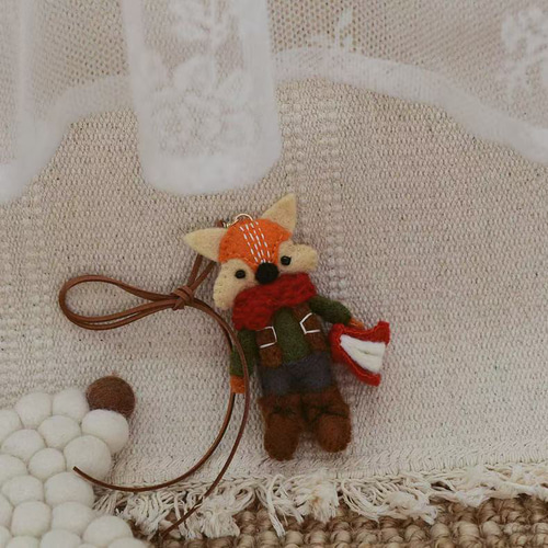 ネパール手作り羊毛フェルトストラップかわいい狐ストラップストラップ