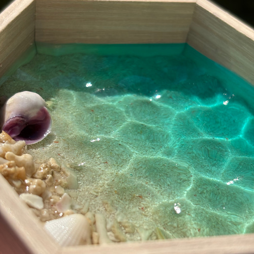 レジン 波紋 小物入れ 六角形 オーシャンアート 海アート 南国 サンゴ