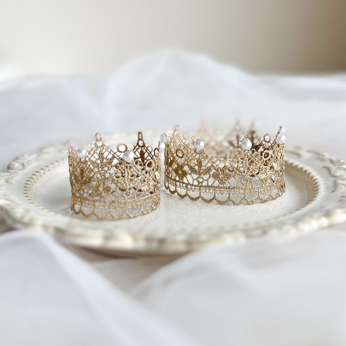 花かんむり　花冠　ハーフバースデー　誕生日　結婚式　ベビークラウン　髪飾り お花*名入れパーティーハット》花冠 花かんむり 王冠 誕生日