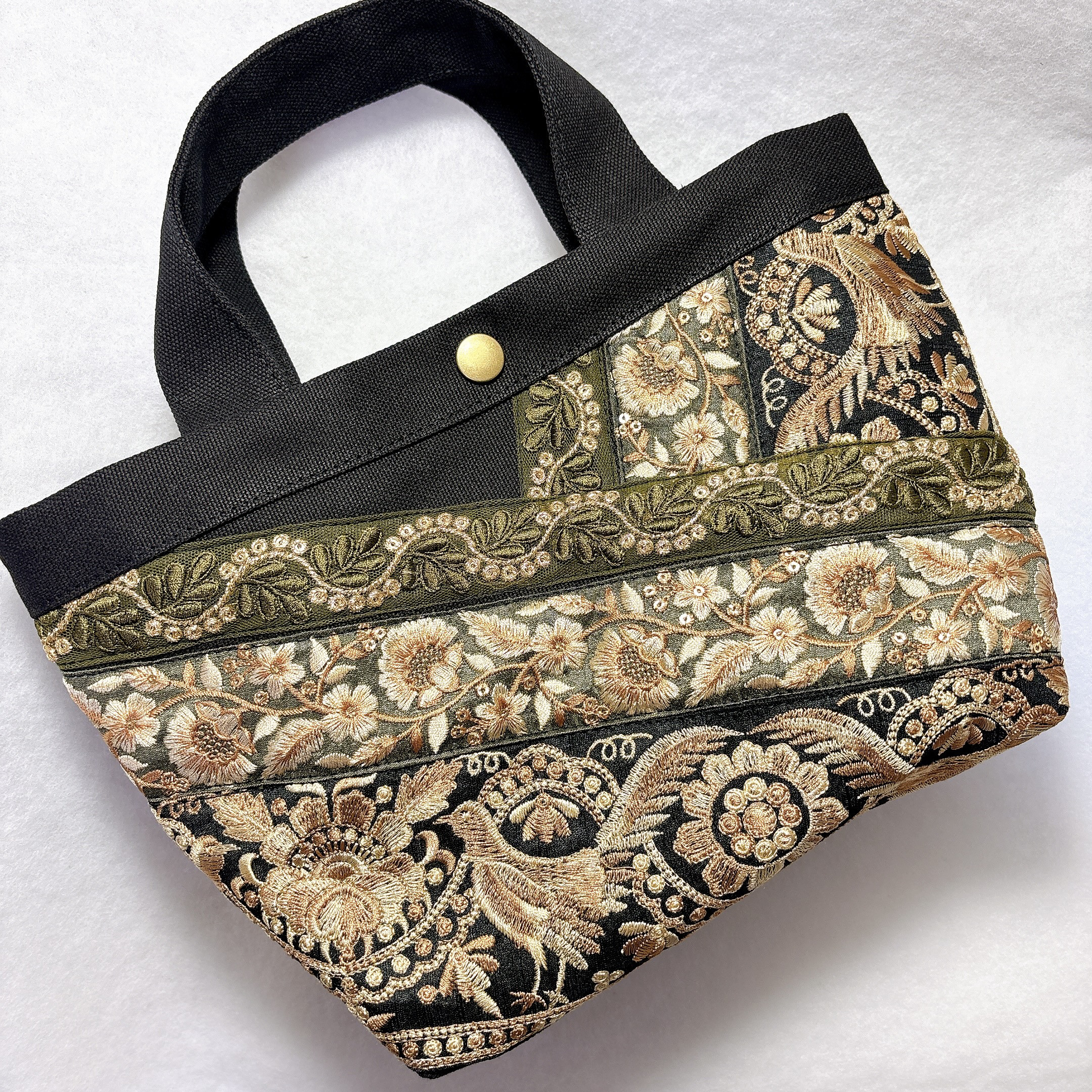 母の日ギフトにぴったり♪ 華やかインド刺繍リボンのトート