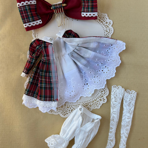 ♡ブライス　アウトフィット　ワンピース　ヘッドドレス　セット ブライス アウトフィット ヘッドドレス 紅茶染めワンピース 他3点