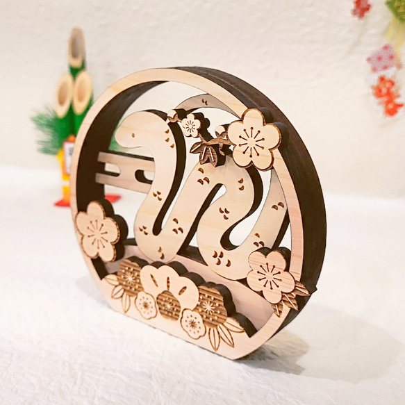 巳年 ヒノキ干支飾り お正月飾り《受注生産品》【送料込】 2枚目の画像