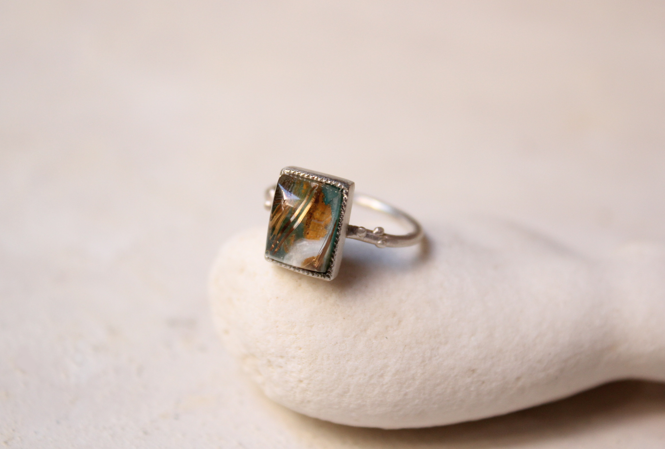 ルチルクォーツ×オパールのリング　SV925/azur